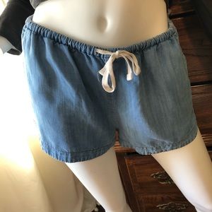 Aritzia chambray shorts